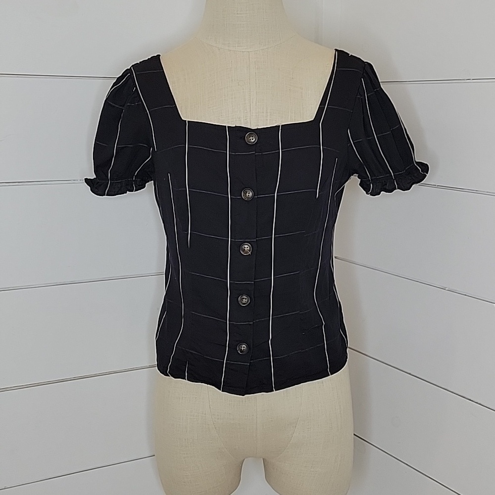 WHO WHAT WEAR XS black with white and grey stripe detail blouse